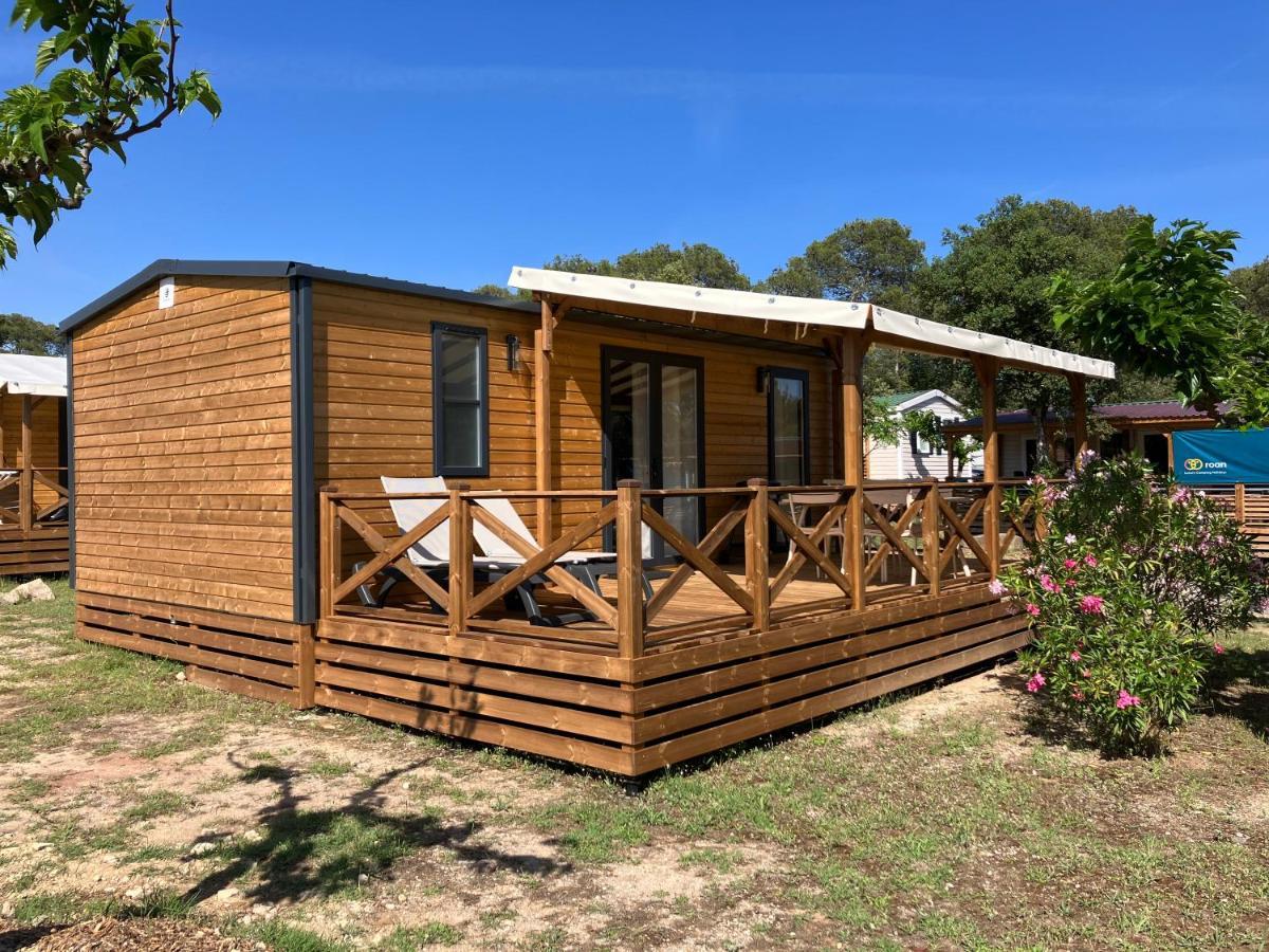 Camping Rcn Domaine De La Noguiere Le Muy Buitenkant foto