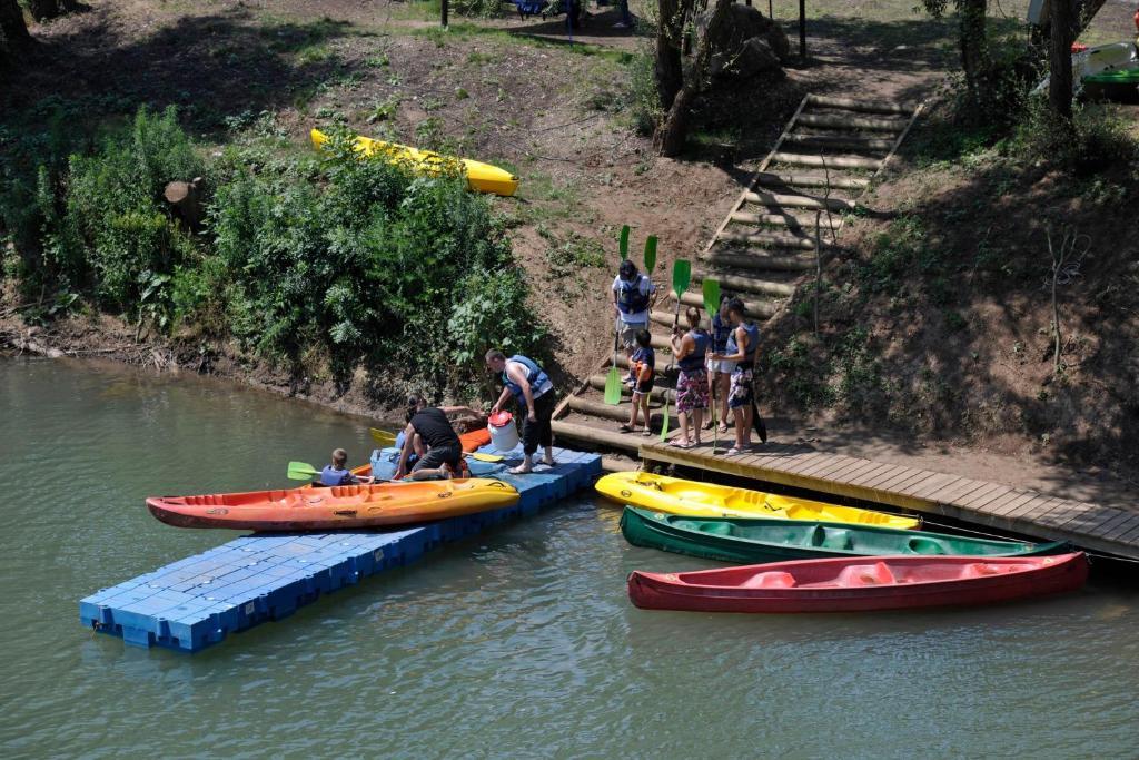 Camping Rcn Domaine De La Noguiere Le Muy Buitenkant foto