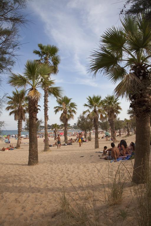 Camping Rcn Domaine De La Noguiere Le Muy Buitenkant foto